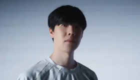 T1战队Faker专访：从比赛回顾看团队配合与夺冠决心